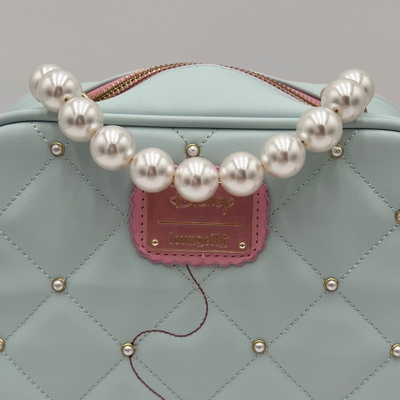 Loungefly Disney Cinderella Pearl Handbag 70th Anniversary  BoxLunch - Picture 9 of 11